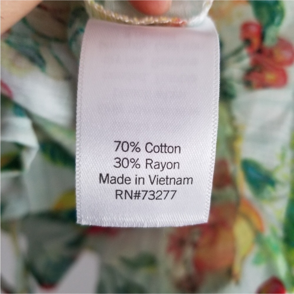 LC Lauren Conrad Top Size L - Picture 9 of 9